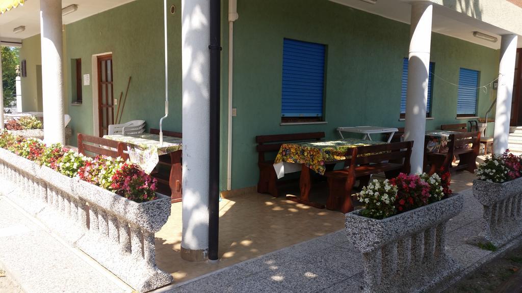 Eureka Azienda Agrituristica Кавалино-Трепорти Екстериор снимка